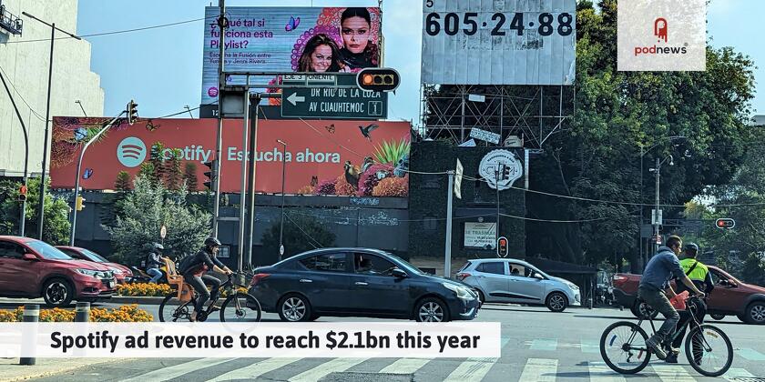 Spotify advertising on a street corner in Mexico City