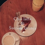 Chai Latte & Suco de Laranja